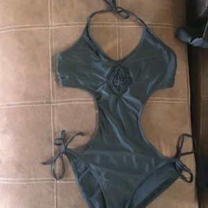 Cut out one piece 💖